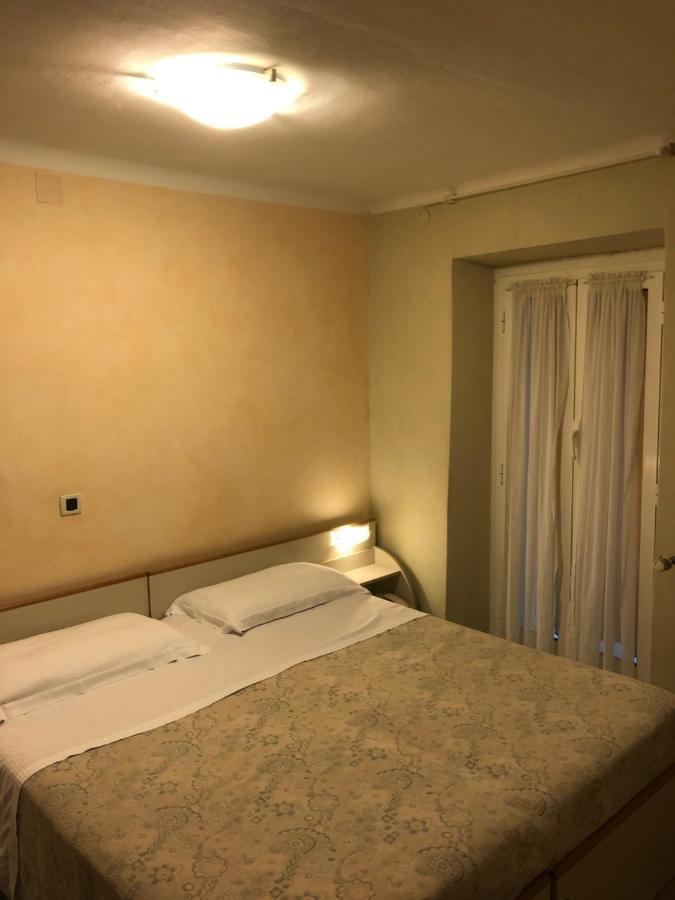 Hotel Doria Varazze Luaran gambar